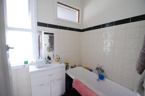 Photo of property in 43b Imlay Crescent, Ngaio, Wellington, 6035