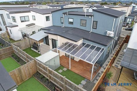 Photo of property in 35 Tumu Road, Papakura, 2110