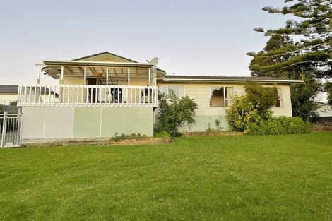 Photo of property in 19a Rodney Street, Howick, Auckland, 2014