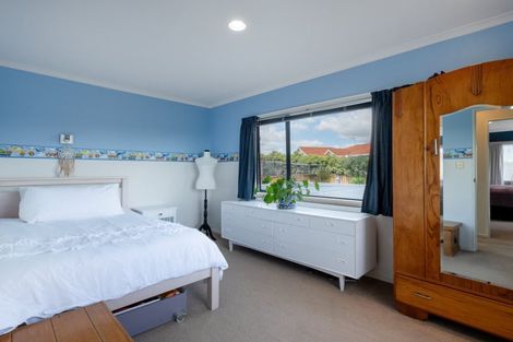 Photo of property in 42 Oteki Park Drive, Welcome Bay, Tauranga, 3112