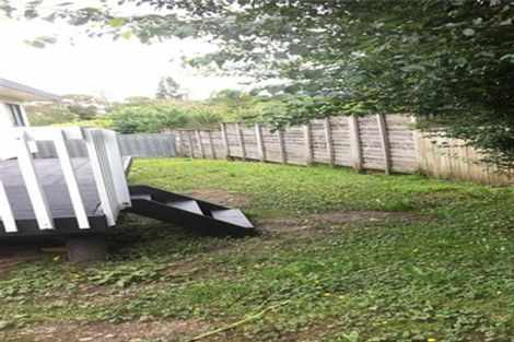 Photo of property in 12a Firle Place, Green Bay, Auckland, 0604