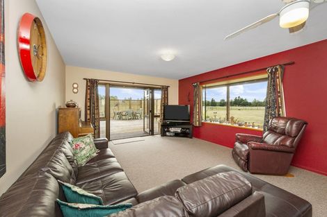 Photo of property in 84 Derretts Road, Hororata, Darfield, 7572