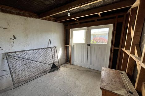 Photo of property in 8 Lowestoft Place, West End, Palmerston North, 4412