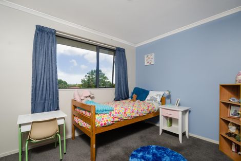 Photo of property in 20a Duncan Avenue, Te Atatu South, Auckland, 0610