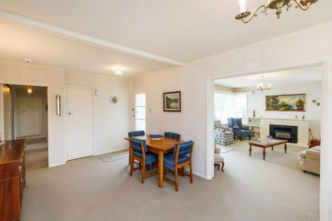 Photo of property in 4 Duna Place, Takaro, Palmerston North, 4412
