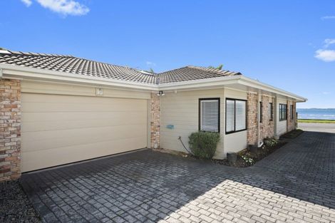 Photo of property in 1/2 The Esplanade, Eastern Beach, Auckland, 2012