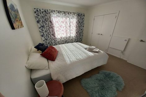 Photo of property in 15a Tuki Street, Titahi Bay, Porirua, 5022