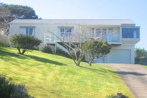 Photo of property in 7 Punga Place, Whitianga, 3510