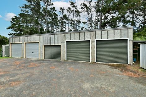 Photo of property in 1708 South Head Road, South Head, Helensville, 0874