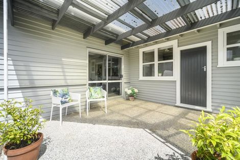 Photo of property in 5 Humphrey Street, Marton, 4710