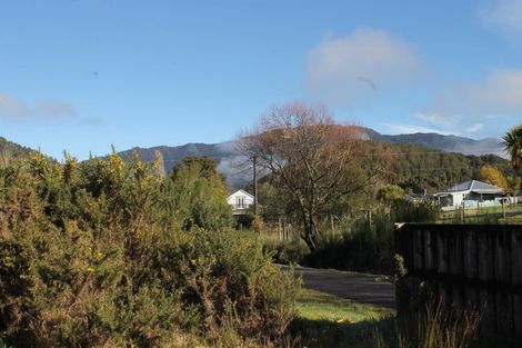 Photo of property in 9 Clifford Street, Blackball, 7804