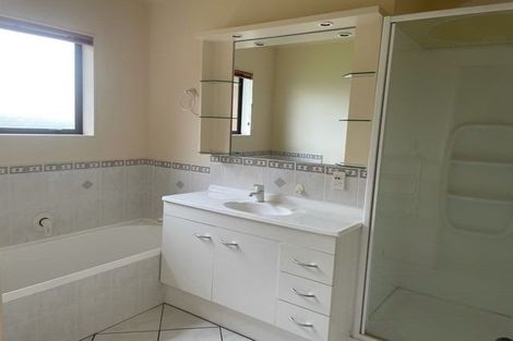 Photo of property in 16 Drumfearn Place, Rototuna, Hamilton, 3210