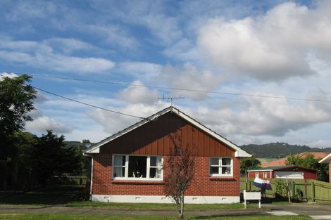 Photo of property in 1/4 Gower Street, Silverstream, Upper Hutt, 5019