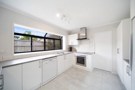 Photo of property in 16 Eastland Road, Flat Bush, Auckland, 2019