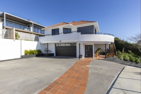 Photo of property in 23 Peace Avenue, Moturoa, New Plymouth, 4310