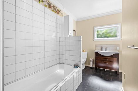 Photo of property in 811 Saint Aubyn Street West, Saint Leonards, Hastings, 4120