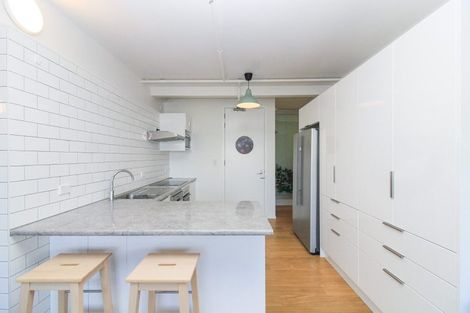 Photo of property in Qba Apartments, 3a/51 Webb Street, Mount Cook, Wellington, 6011