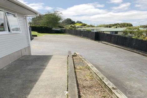 Photo of property in 6 Valencia Place, Manurewa, Auckland, 2102