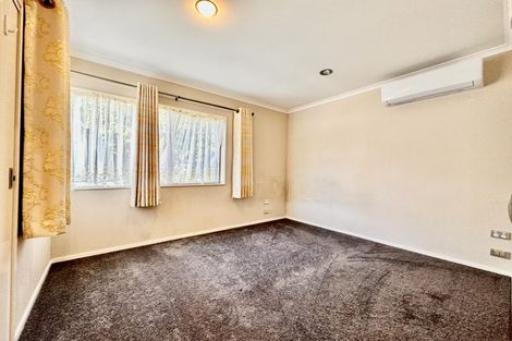 Photo of property in 23 Packspur Drive, Flat Bush, Auckland, 2016