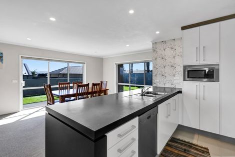 Photo of property in 112 Wills Road, Bell Block, New Plymouth, 4312