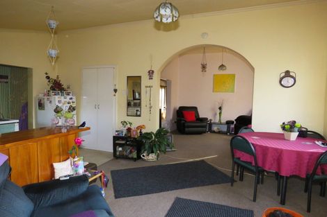 Photo of property in 131 Queen Street, Westport, 7825