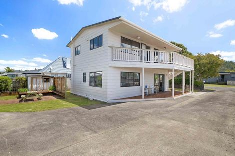 Photo of property in 112 Hampton Road, Whangamata, 3620