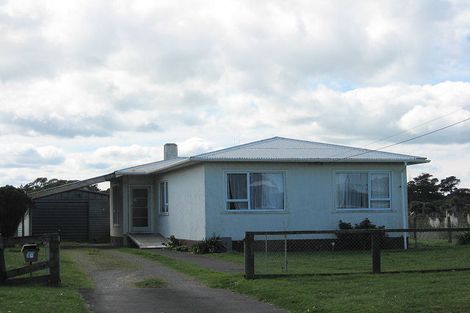 Photo of property in 31 Titoki Street, Castlecliff, Whanganui, 4501