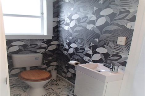 Photo of property in 15 Ada Street, Hokowhitu, Palmerston North, 4410