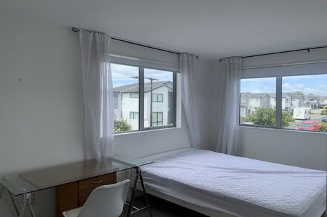 Photo of property in 2 Blackbird Lane, Hobsonville, Auckland, 0616