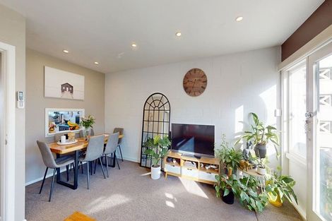 Photo of property in 2/6-8 Keys Street, Elderslea, Upper Hutt, 5018