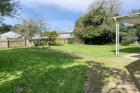 Photo of property in 6 Carlson Street, Dannevirke, 4930