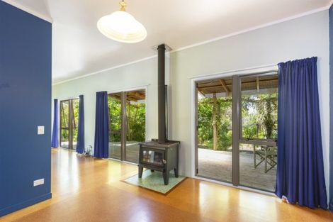 Photo of property in 145 Jones Road, Tawharanui Peninsula, Warkworth, 0986