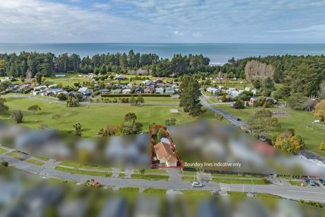 Photo of property in 64 Park Terrace, Waikuku Beach, 7473