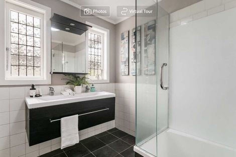 Photo of property in 69 Balmain Road, Birkenhead, Auckland, 0626