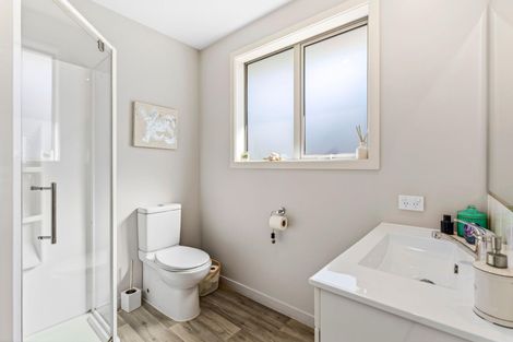 Photo of property in 18 Finch Street, Albert Town, Wanaka, 9305