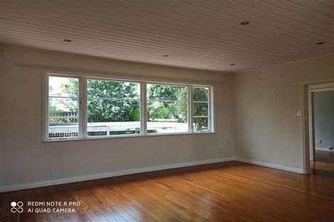 Photo of property in 321 Hillsborough Road, Hillsborough, Auckland, 1042