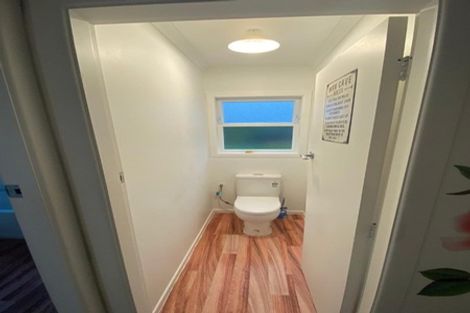 Photo of property in 30 Oregon Drive, Maoribank, Upper Hutt, 5018