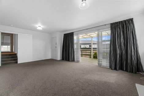 Photo of property in 54 Tuhikaramea Road, Dinsdale, Hamilton, 3204