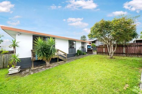 Photo of property in 2/76 Parrs Cross Road, Henderson, Auckland, 0612