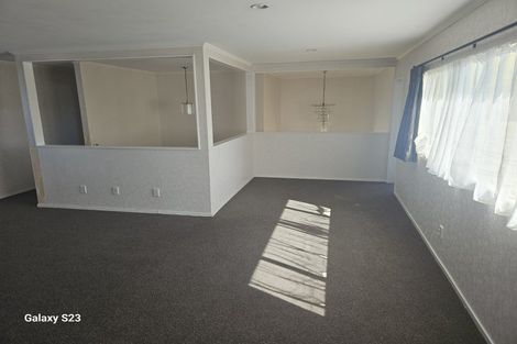 Photo of property in 22 Attymon Lane, East Tamaki, Auckland, 2016
