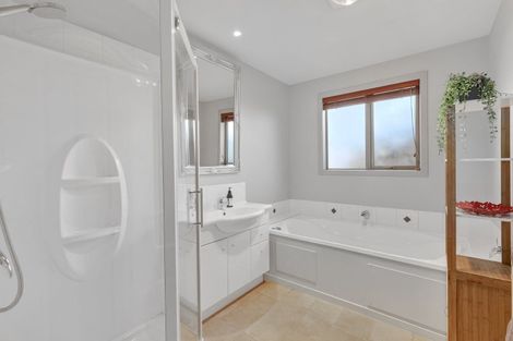 Photo of property in 44 Missy Crescent, Mount Pisa, Cromwell, 9383