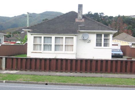 Photo of property in 207 Cambridge Terrace, Naenae, Lower Hutt, 5011