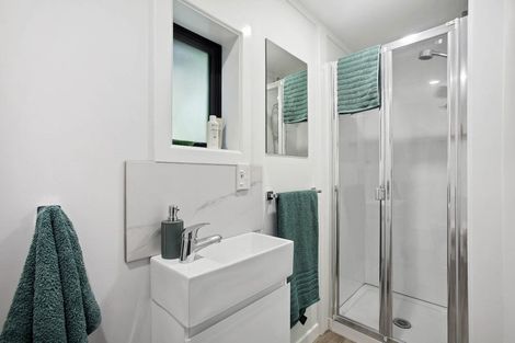 Photo of property in 2/58 Drake Street, Howick, Auckland, 2014