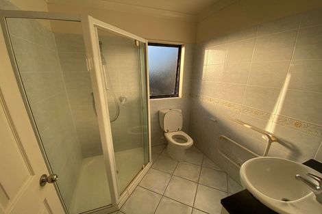 Photo of property in 44a Larne Avenue, Pakuranga Heights, Auckland, 2010