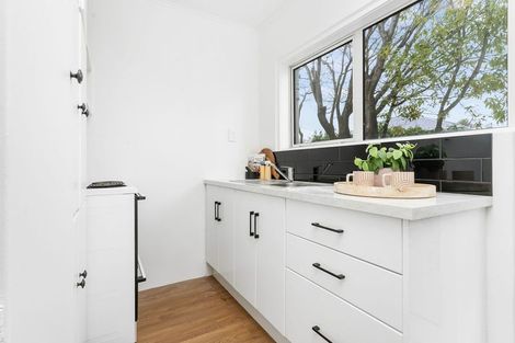 Photo of property in 4/53 Brockworth Place, Riccarton, Christchurch, 8011