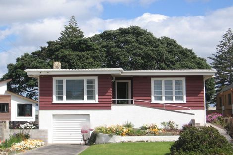 Photo of property in 10 Victoria Road, Mount Maunganui, 3116