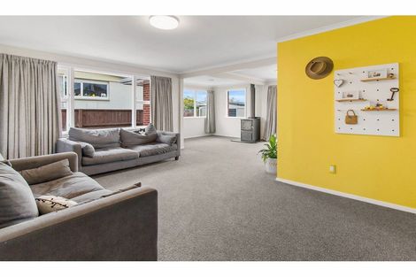 Photo of property in 24 Kowhai Street, Highfield, Timaru, 7910