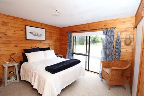 Photo of property in 219 Waimaire Avenue, Matarangi, Whitianga, 3592