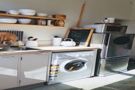 Photo of property in 48-50 Porritt Avenue, Mount Victoria, Wellington, 6011