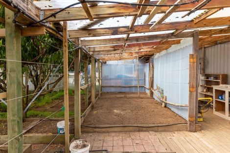 Photo of property in 27 Robertshawe Crescent, Dannevirke, 4930